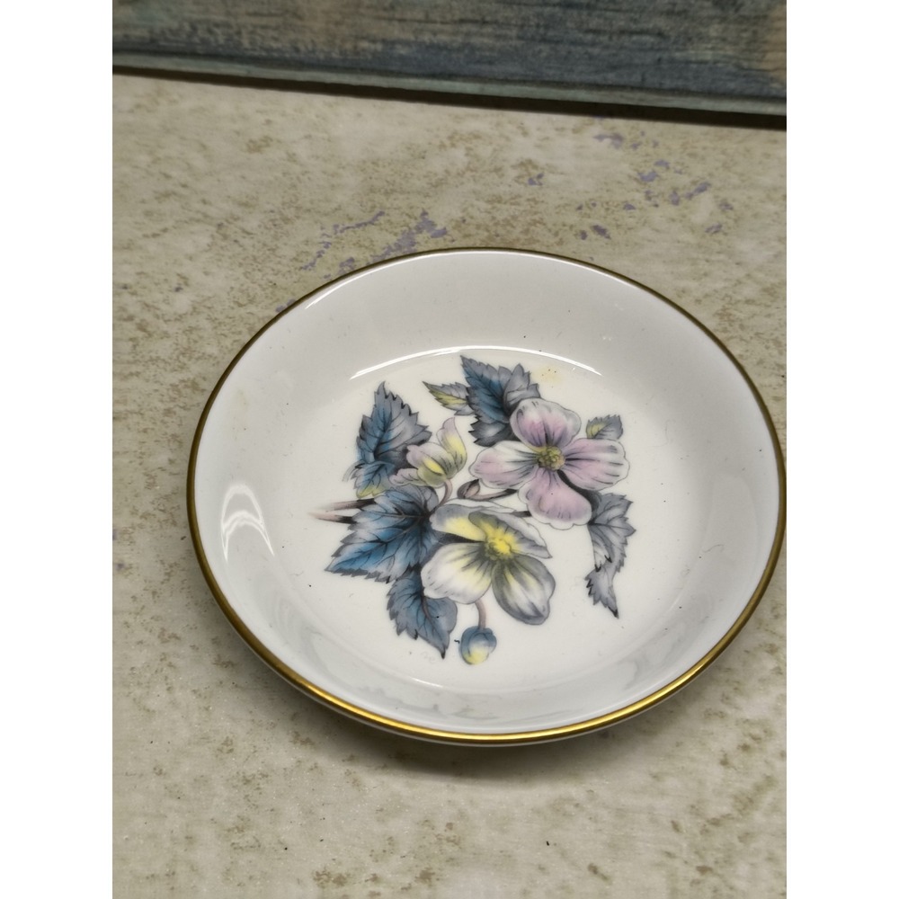Royal Worcester Fine Bone China Small Dish Floral Gilt Rim England‎ 4"